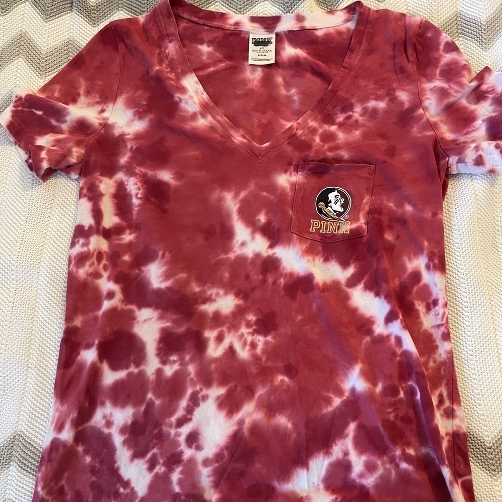 Victoria Secret | V-Neck Short Sleeve Size Small